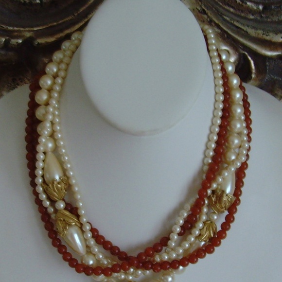 Simulated Pearl/Carnelian-Like Stone Necklace - Picture 4 of 7